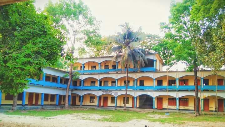 Hi Tech Polytechnic Institute - Slide